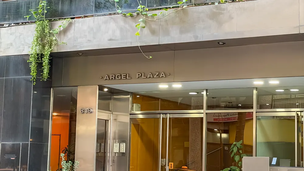 Argel Plaza — Acceso